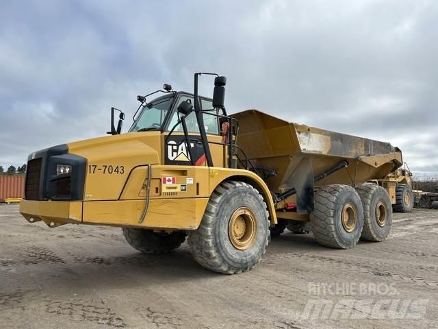 CAT 740B Csuklósdömperek