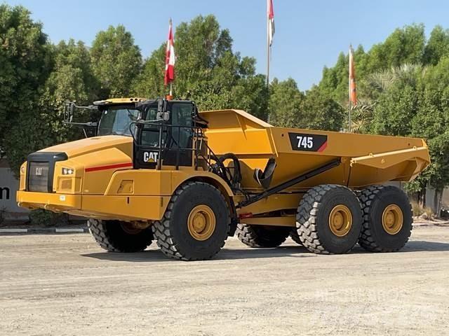 CAT 745 Csuklósdömperek