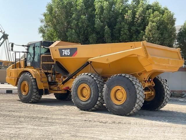 CAT 745 Csuklósdömperek