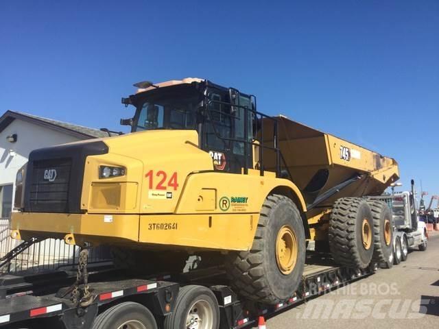 CAT 745 Csuklósdömperek