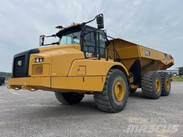 CAT 745 Csuklósdömperek