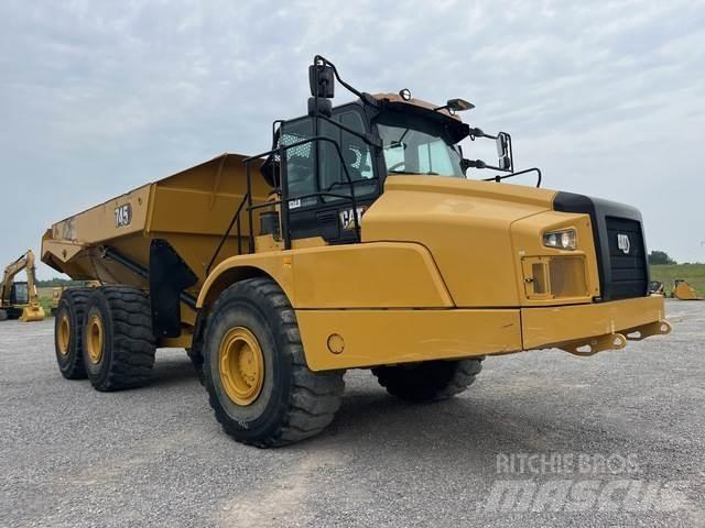 CAT 745 Csuklósdömperek