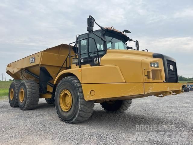 CAT 745 Csuklósdömperek