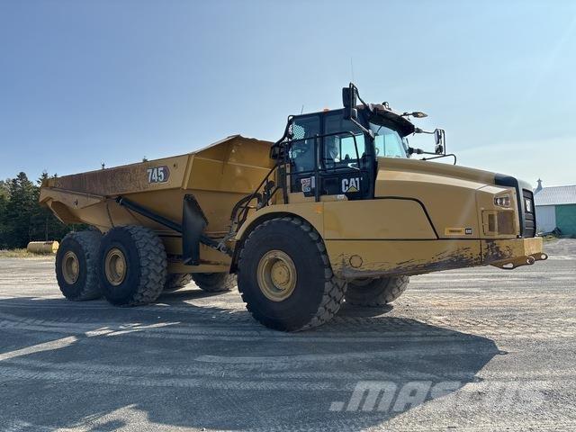 CAT 745 Csuklósdömperek