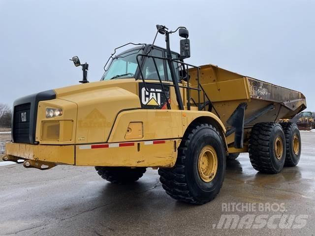 CAT 745C Csuklósdömperek