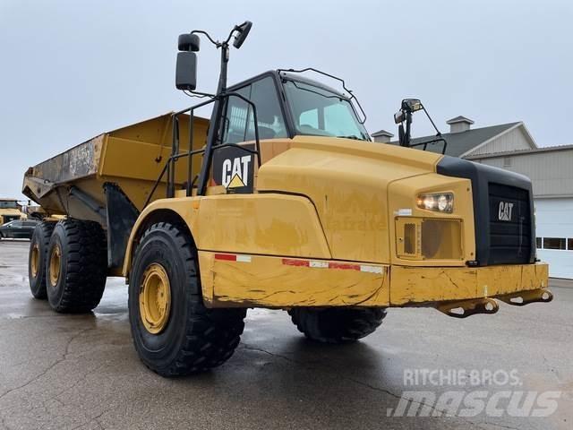 CAT 745C Csuklósdömperek
