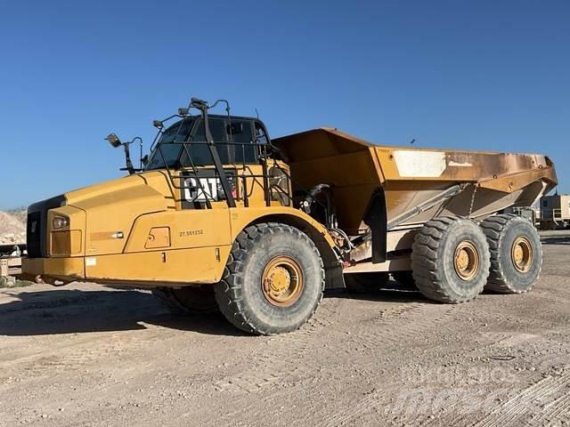 CAT 745C Csuklósdömperek