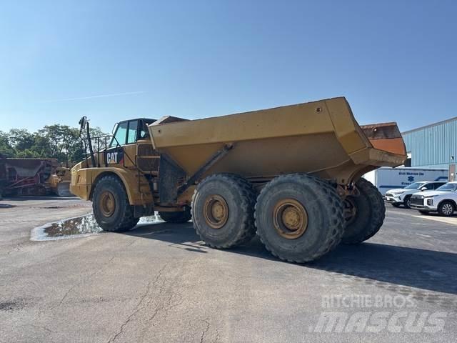 CAT 745C Csuklósdömperek