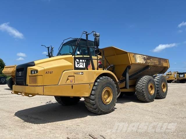CAT 745C Csuklósdömperek