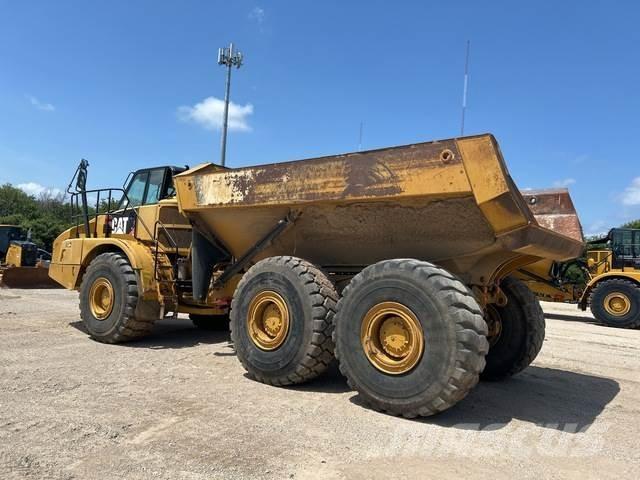 CAT 745C Csuklósdömperek