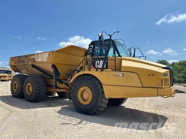 CAT 745C Csuklósdömperek