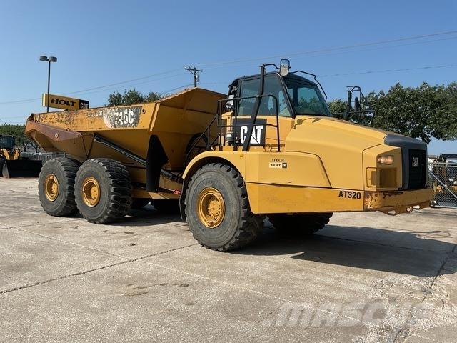 CAT 745C Csuklósdömperek
