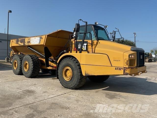 CAT 745C Csuklósdömperek