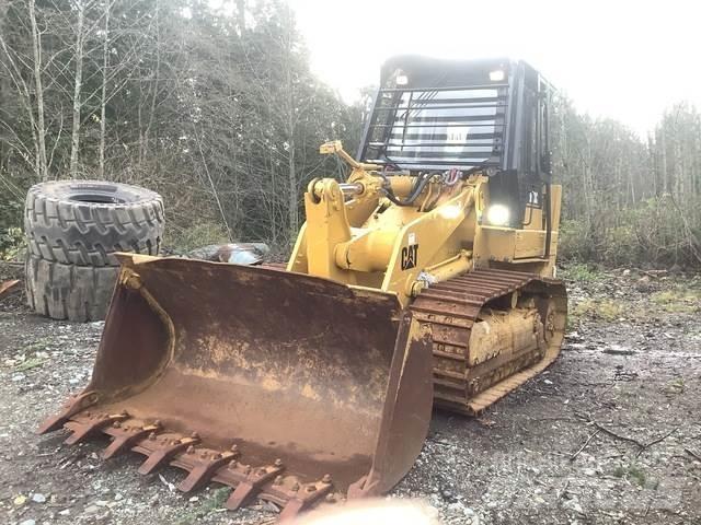 CAT 763C Lánctalpas homlokrakodók