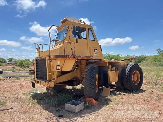 CAT 768C Csuklósdömperek