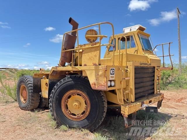 CAT 768C Csuklósdömperek