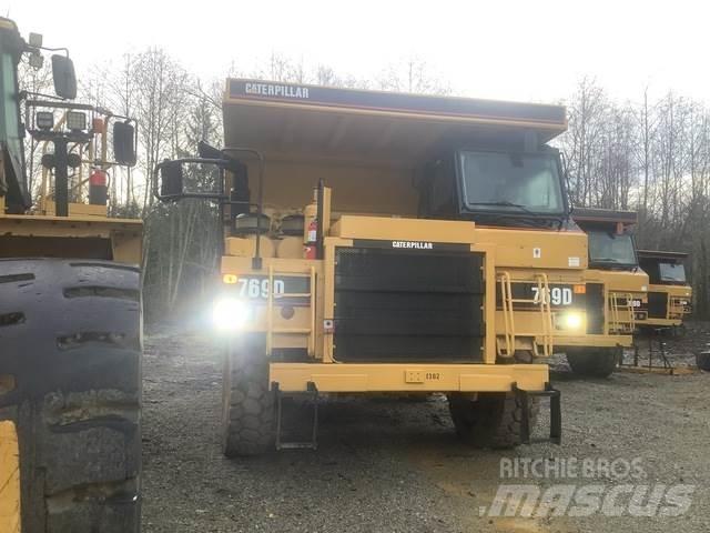 CAT 769D Csuklósdömperek