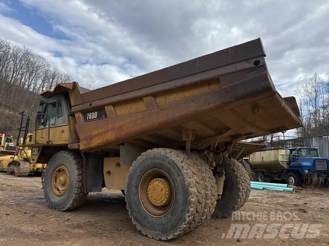 CAT 769D Csuklósdömperek