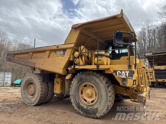 CAT 769D Csuklósdömperek