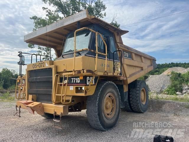 CAT 771D Csuklósdömperek