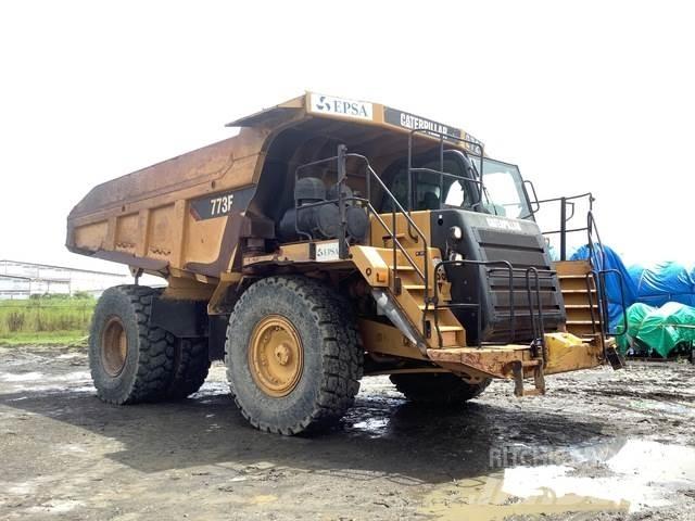 CAT 773F Csuklósdömperek