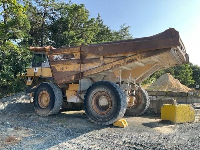 CAT 775D Csuklósdömperek