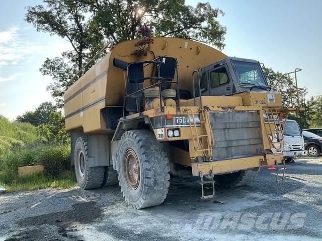 CAT 775D Csuklósdömperek
