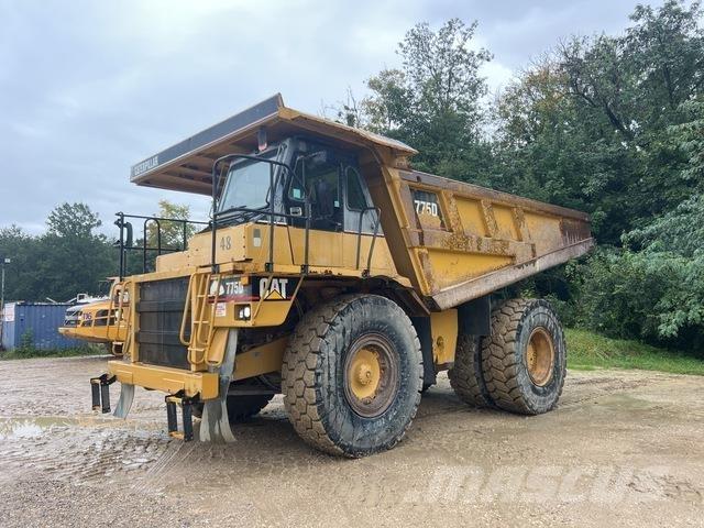 CAT 775D Csuklósdömperek