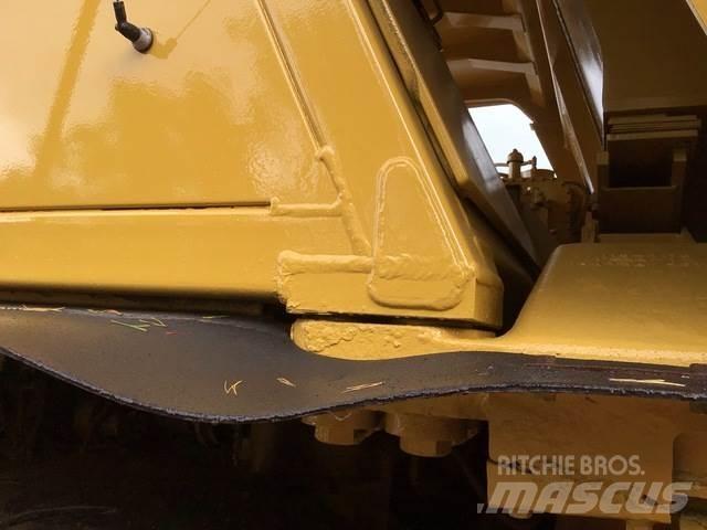 CAT 775E Csuklósdömperek