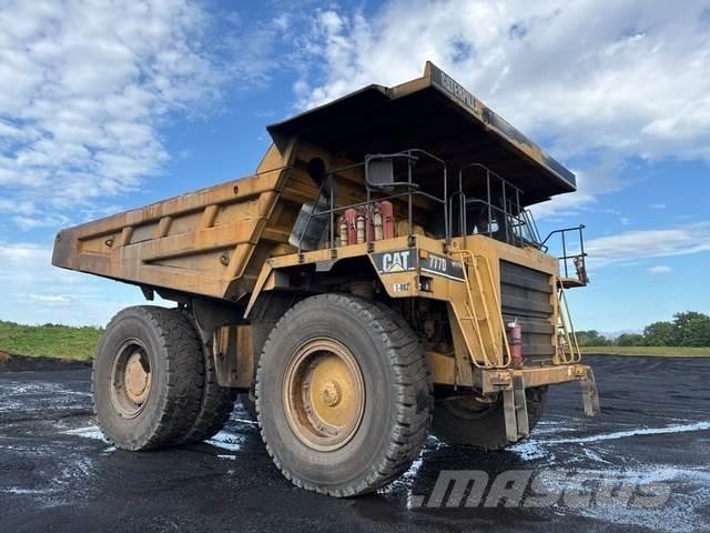 CAT 777D Csuklósdömperek