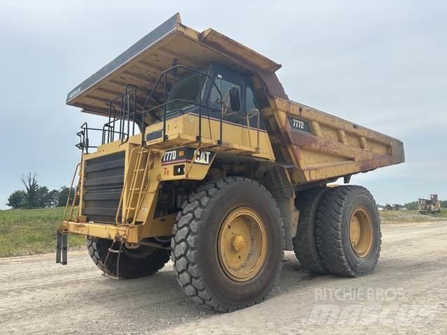 CAT 777D Csuklósdömperek