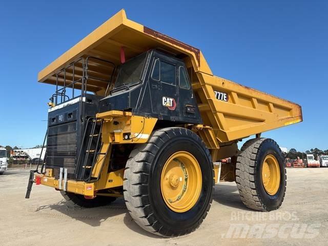 CAT 777E Csuklósdömperek