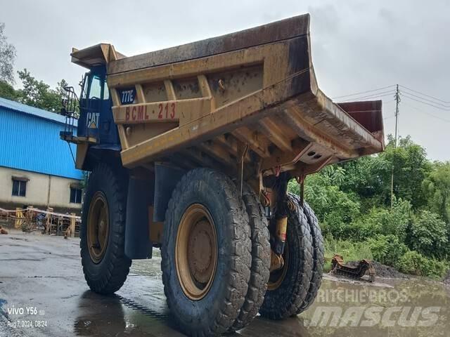 CAT 777E Csuklósdömperek