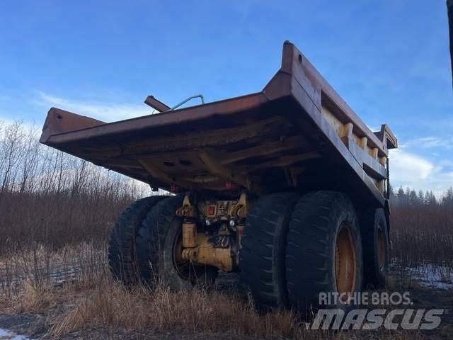 CAT 777F Csuklósdömperek