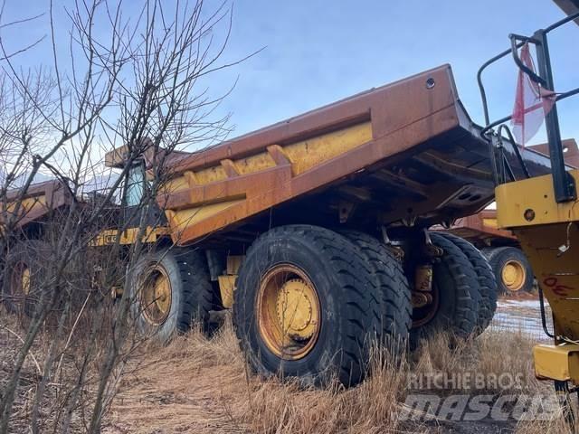 CAT 777F Csuklósdömperek