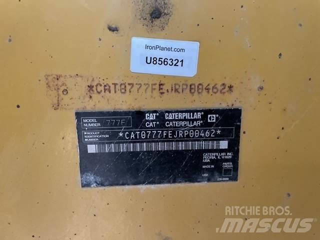 CAT 777F Csuklósdömperek