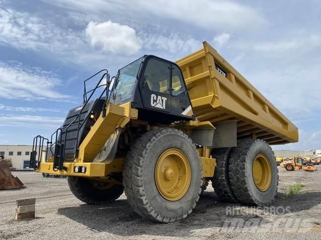 CAT 777F Csuklósdömperek