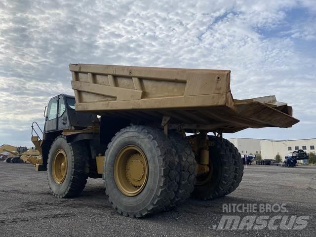 CAT 777F Csuklósdömperek