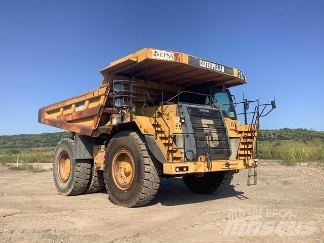 CAT 777F Csuklósdömperek
