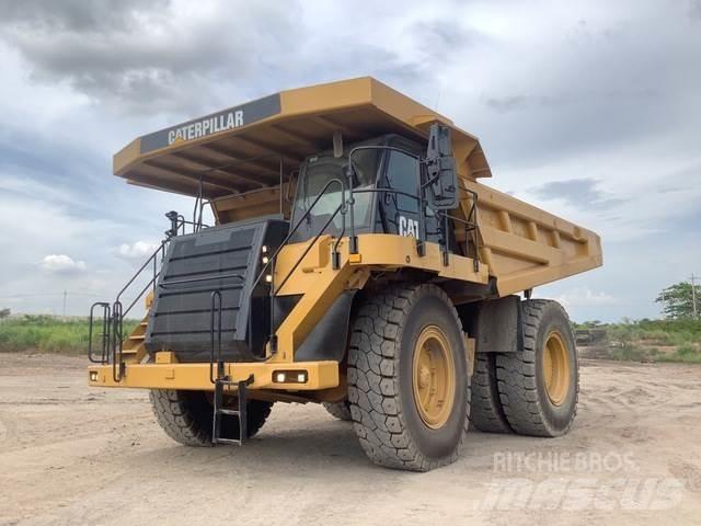 CAT 777F Csuklósdömperek