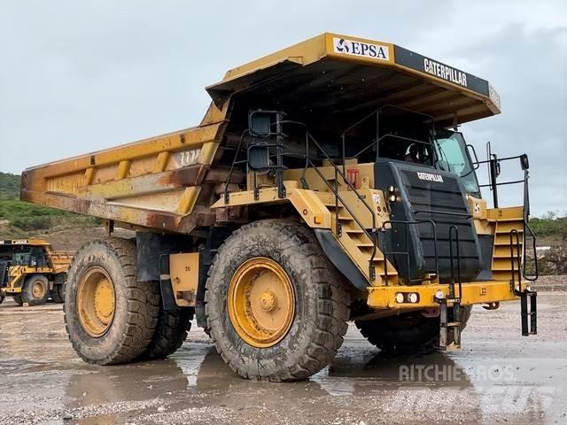 CAT 777F Csuklósdömperek
