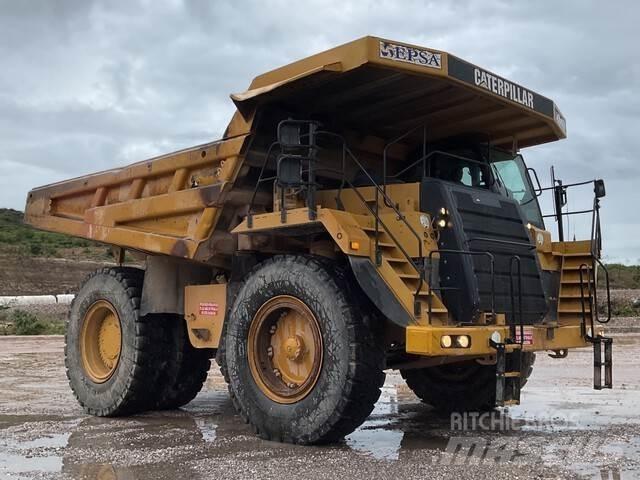 CAT 777F Csuklósdömperek