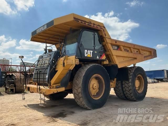 CAT 777F Csuklósdömperek