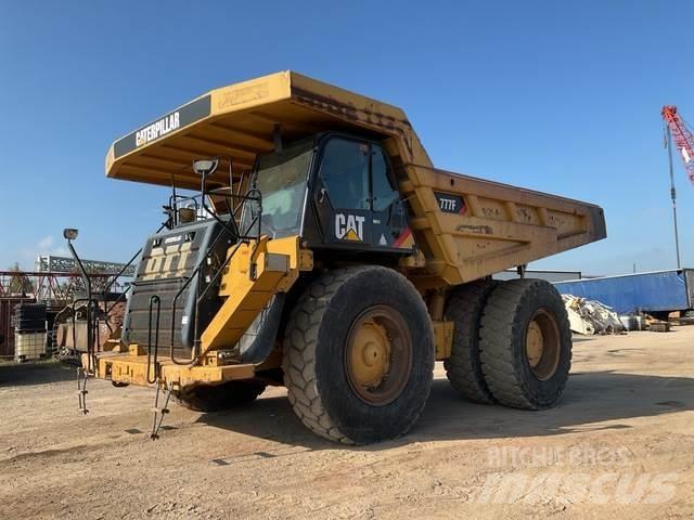 CAT 777F Csuklósdömperek