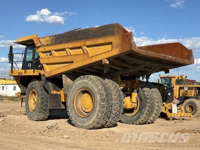 CAT 777F Csuklósdömperek