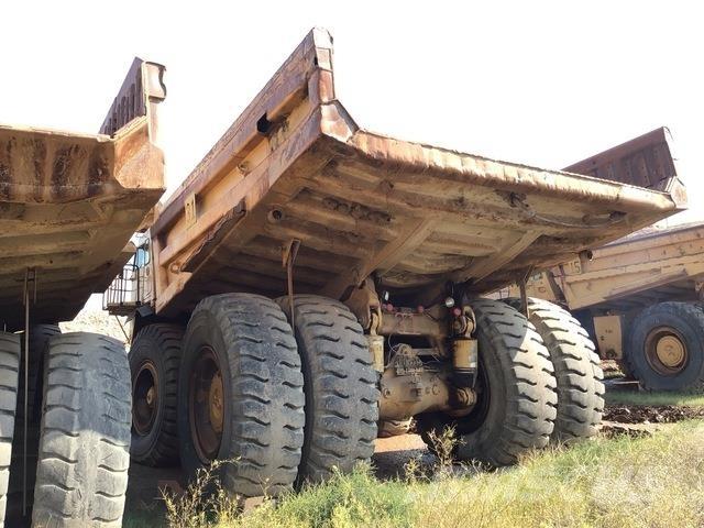 CAT 785 Csuklósdömperek