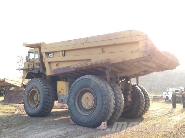 CAT 785 Csuklósdömperek