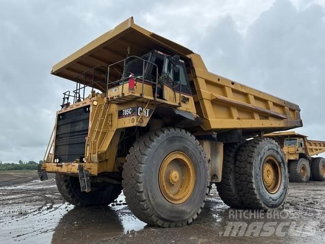 CAT 785C Csuklósdömperek