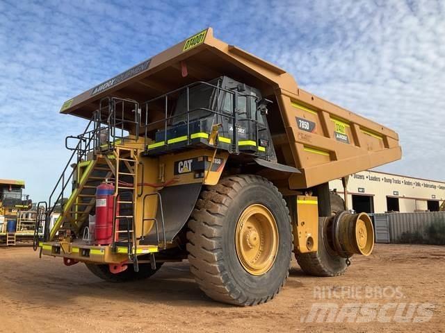 CAT 785D Csuklósdömperek