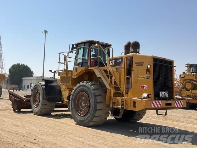 CAT 834H gumikerekes dózer